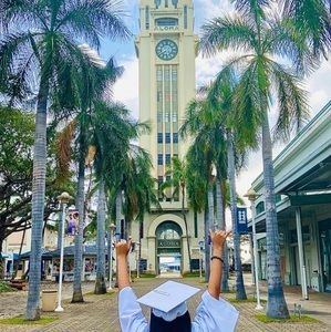 Meet your Posher, Triniti